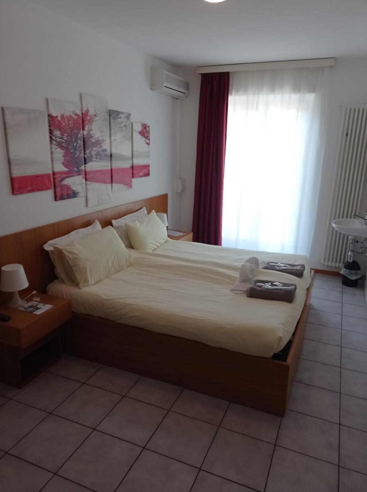 Hotel Ristorante Camoghe Isone Екстер'єр фото